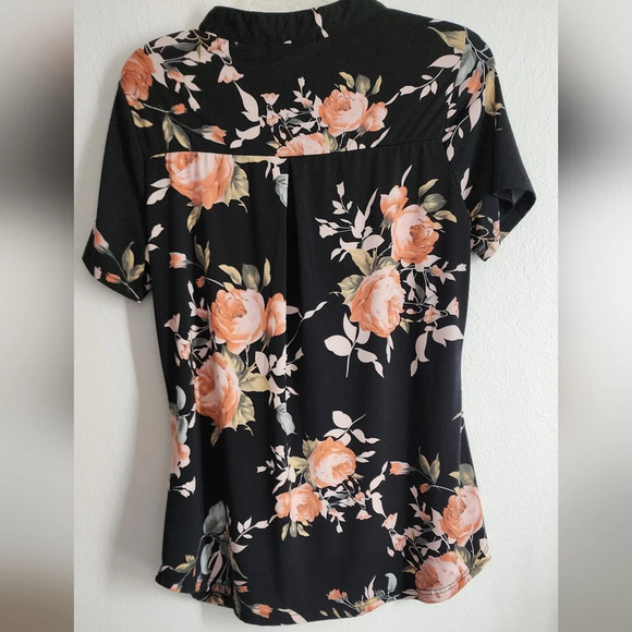 Ninedaily Women's 1/4 zip Pullover Floral Short Sleeve Blouse Sz L - Picture 7 of 10